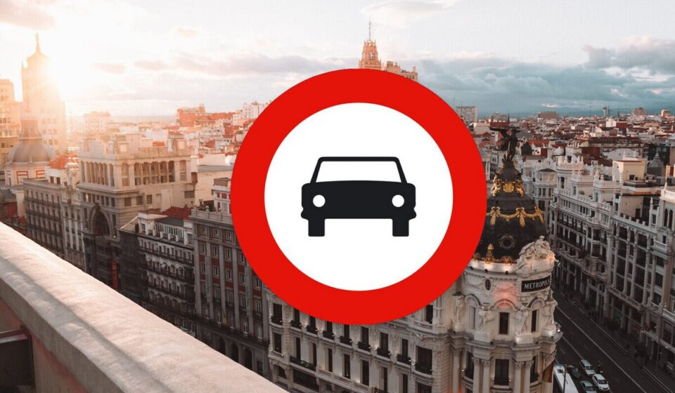 ¿Qué coches no podrán circular por Madrid en 2026?