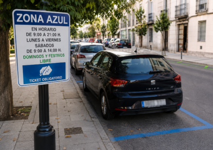 Los colores de las líneas de aparcamiento