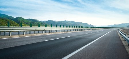 iStock-1147785858-449x206